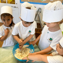 Reception Bakers Create Amazing Bread