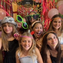 Year 6 and 5º ano have a blast in their Graduation Disco Party